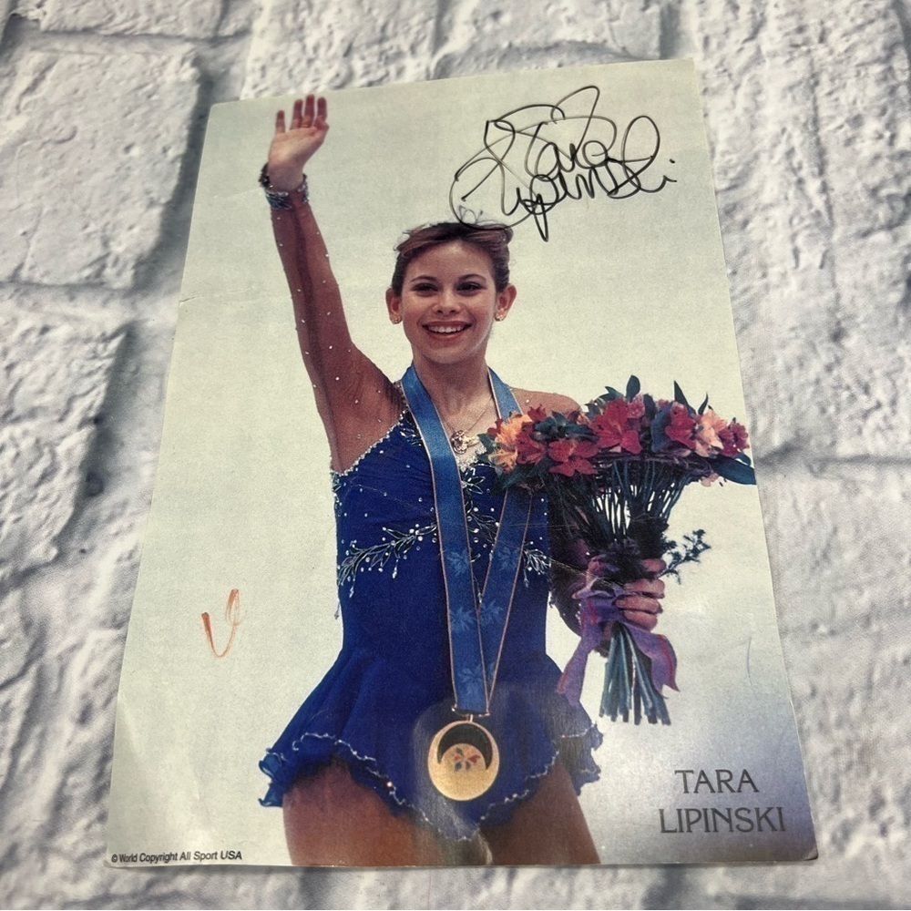 Tara Lipinski signed photo